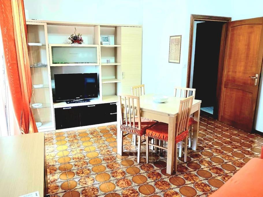 Bilocale Lido Di Альгеро Екстер'єр фото